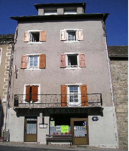 facade hotel